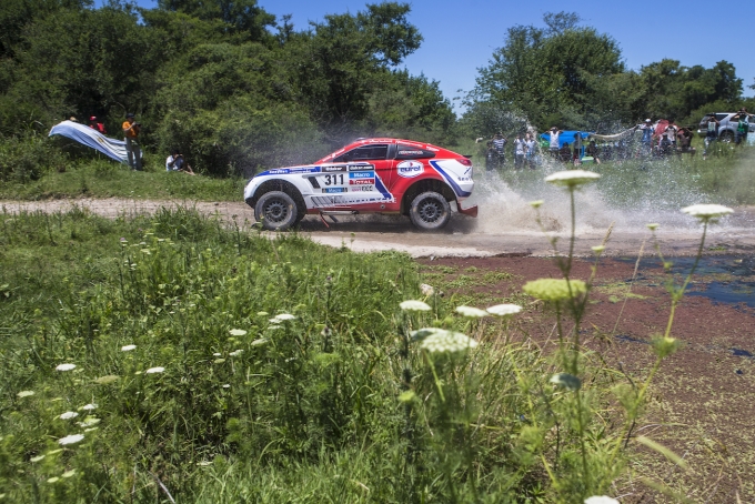 Voortvarende start voor Riwald Dakar Team